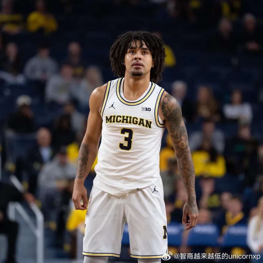 密西根大学后场Elliot Cadeau和Trey McKenney确认留校，E