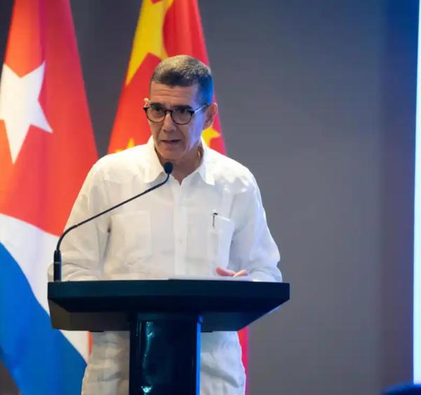 真朋友从不缺席！中国刚给古巴送完3万吨救命大米，又火速启运6万吨，两个月累计9万