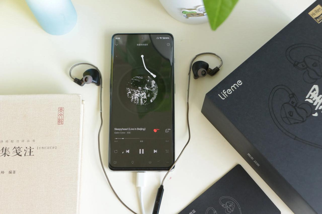 🎧挖到宝藏耳机！墨弦圈铁，音质超嗨！
最近被按头安利的这款圈铁耳机，直接被外形