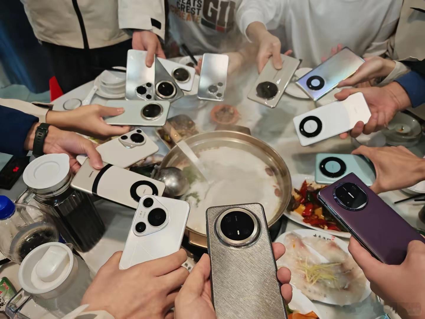 算得上高端局，没错吧？[并不简单] 