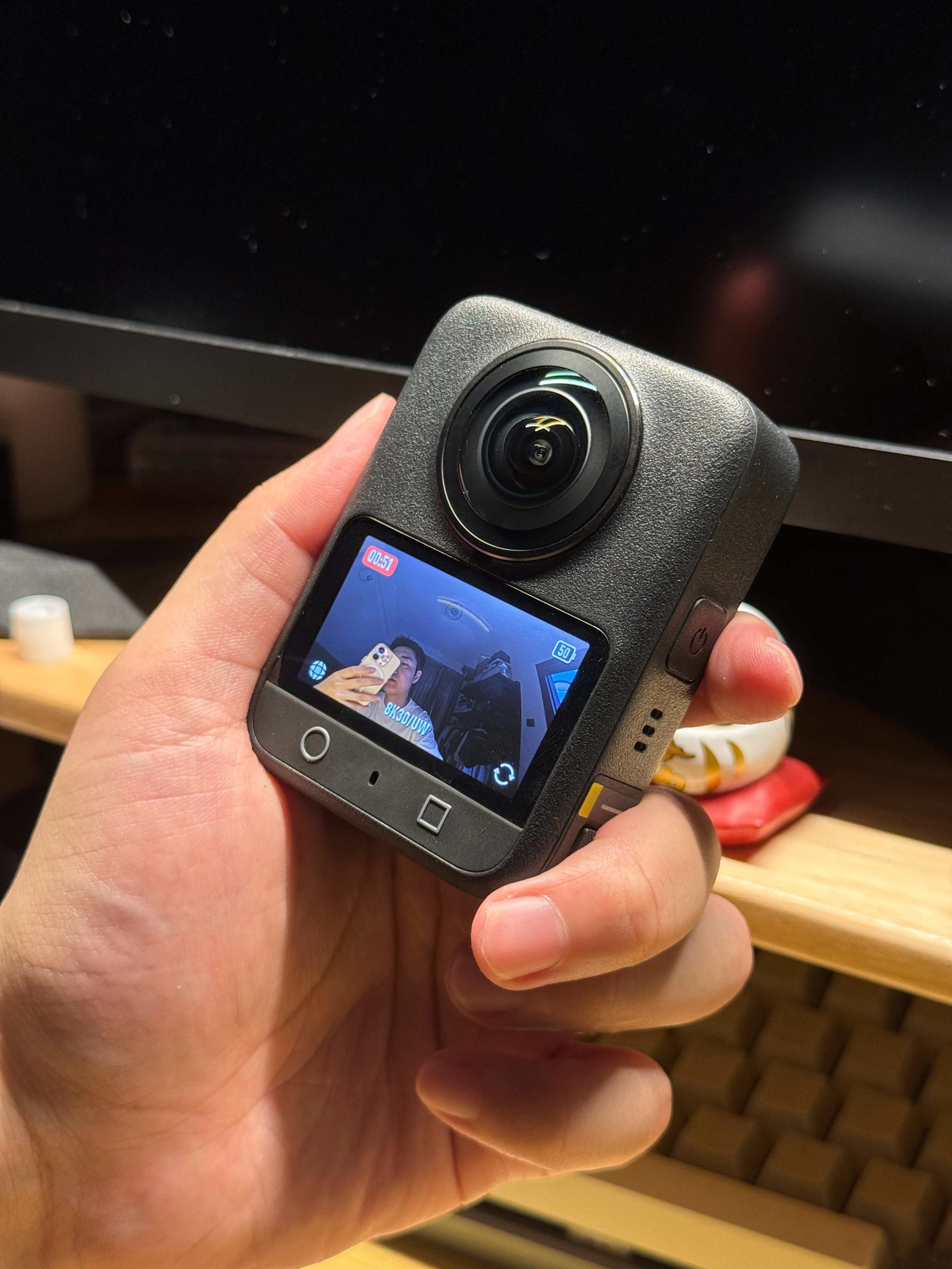 我的大疆OSMO 360到了想出去拍视频试试结果深圳周末又是下雨[无聊] ​​​