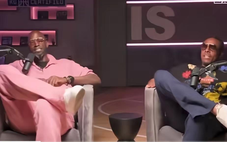 KG这口毒奶太狠！詹姆斯独角戏仍被看好！
东契奇腿筋二级拉伤，恢复期3-6周。