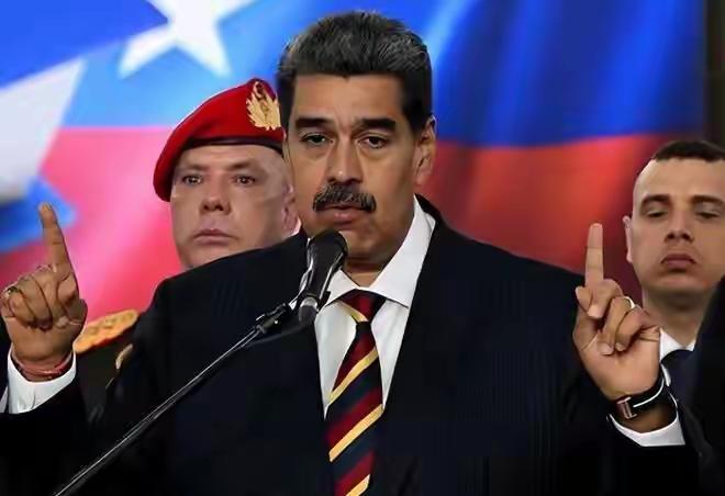 一个主权国家的总统就这样光明正大的在自己家被劫持了，这说明一个问题，哪有什么和平