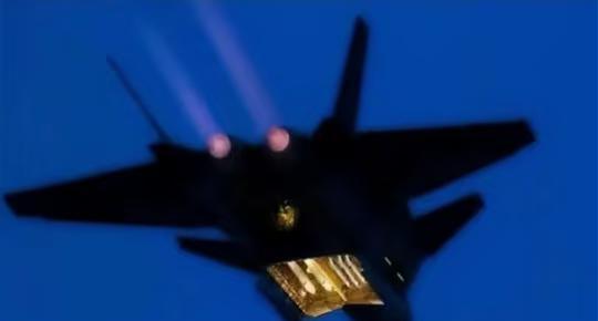 这个歼20的图是不是ai的？
[吃瓜群众]相当棒的图航空航天 飞机 军事 武器装