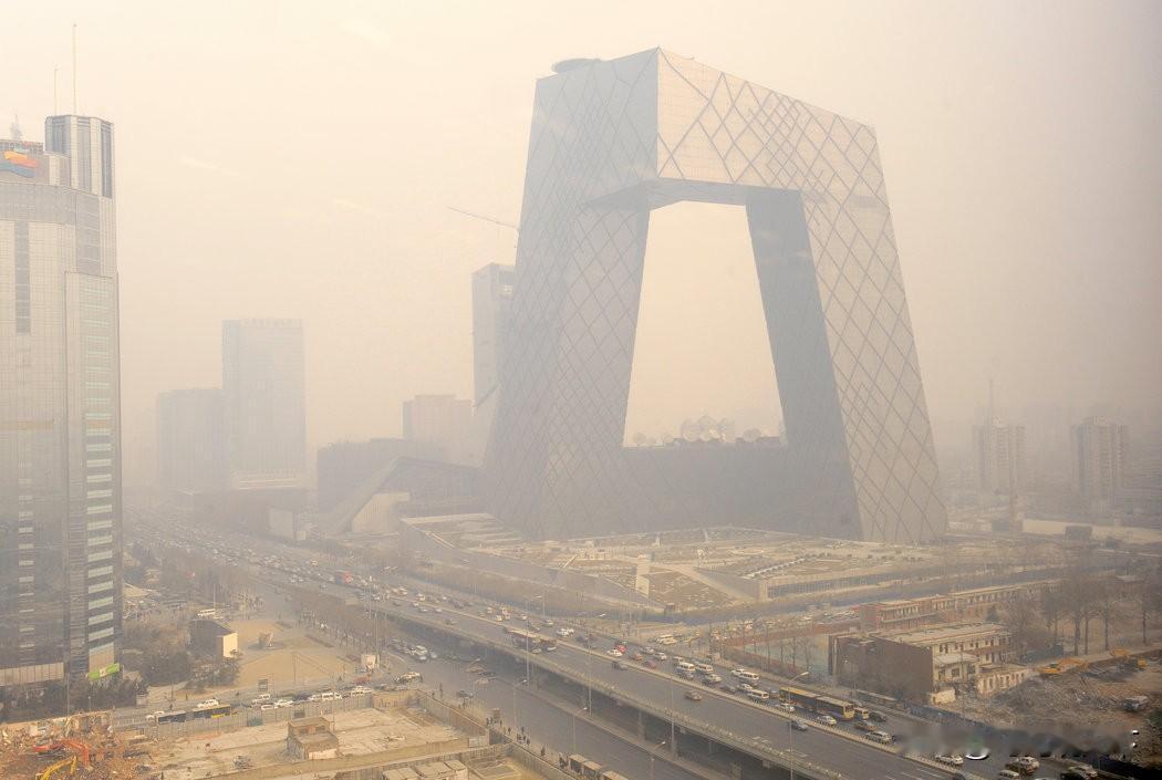 联合国机构称赞中国，确认中方治理雾霾取得成绩。

世界气象组织对外发布声明称，结