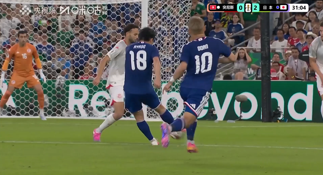 #日本队连续进球# 世界杯F组第二轮，突尼斯vs日本正在进行中日本队再度进球，上