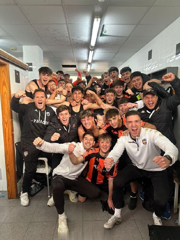 陈雨晟首发打满全场，帕塔科纳U19A队 2-1战胜对手