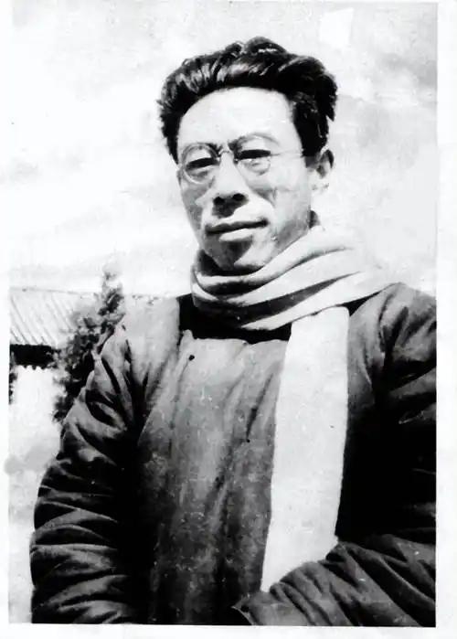1946年闻一多遇刺身亡，儿子替他挡了5枪！凶手是什么结局？1946年，演讲结束
