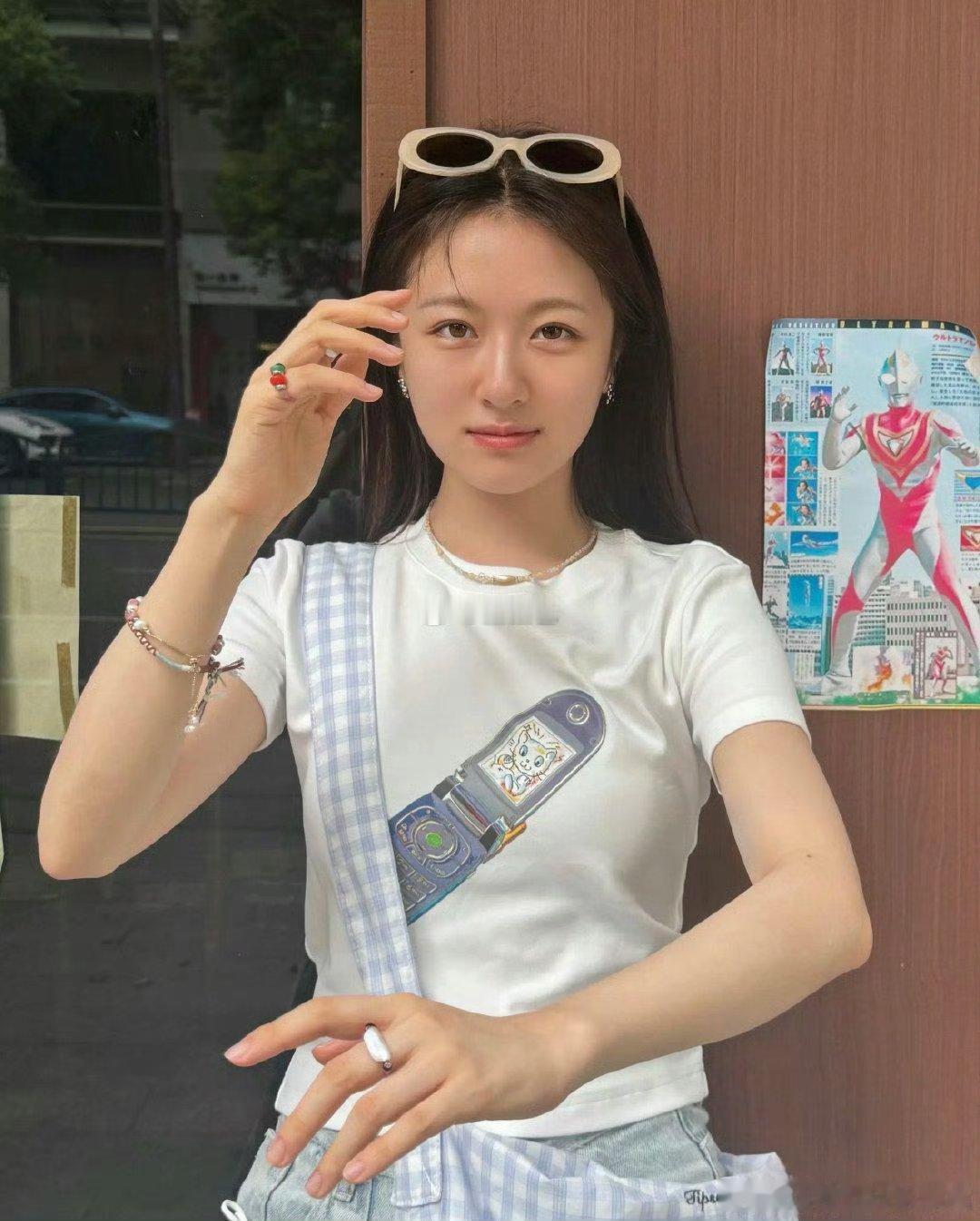 这居然是李兰迪素颜 女娲我们真的要好好谈谈了 ​​​
