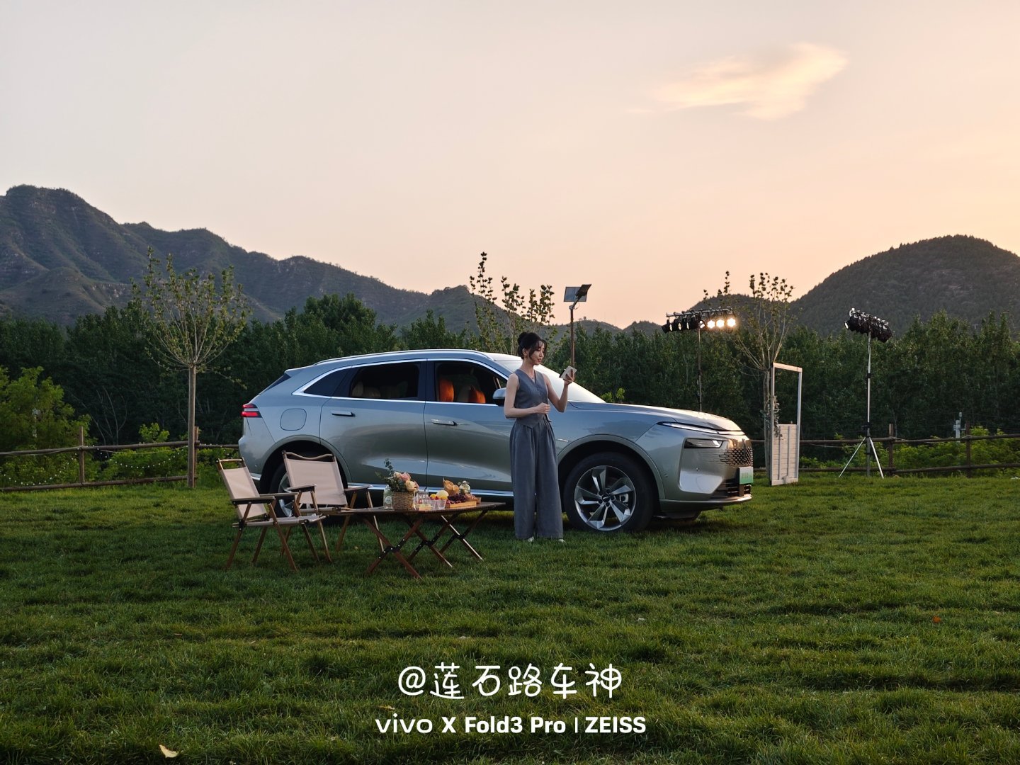 新摩卡Hi4性能版，使用4挡Hi4，23.88万。这车俩电机四驱比我老摩卡三电机
