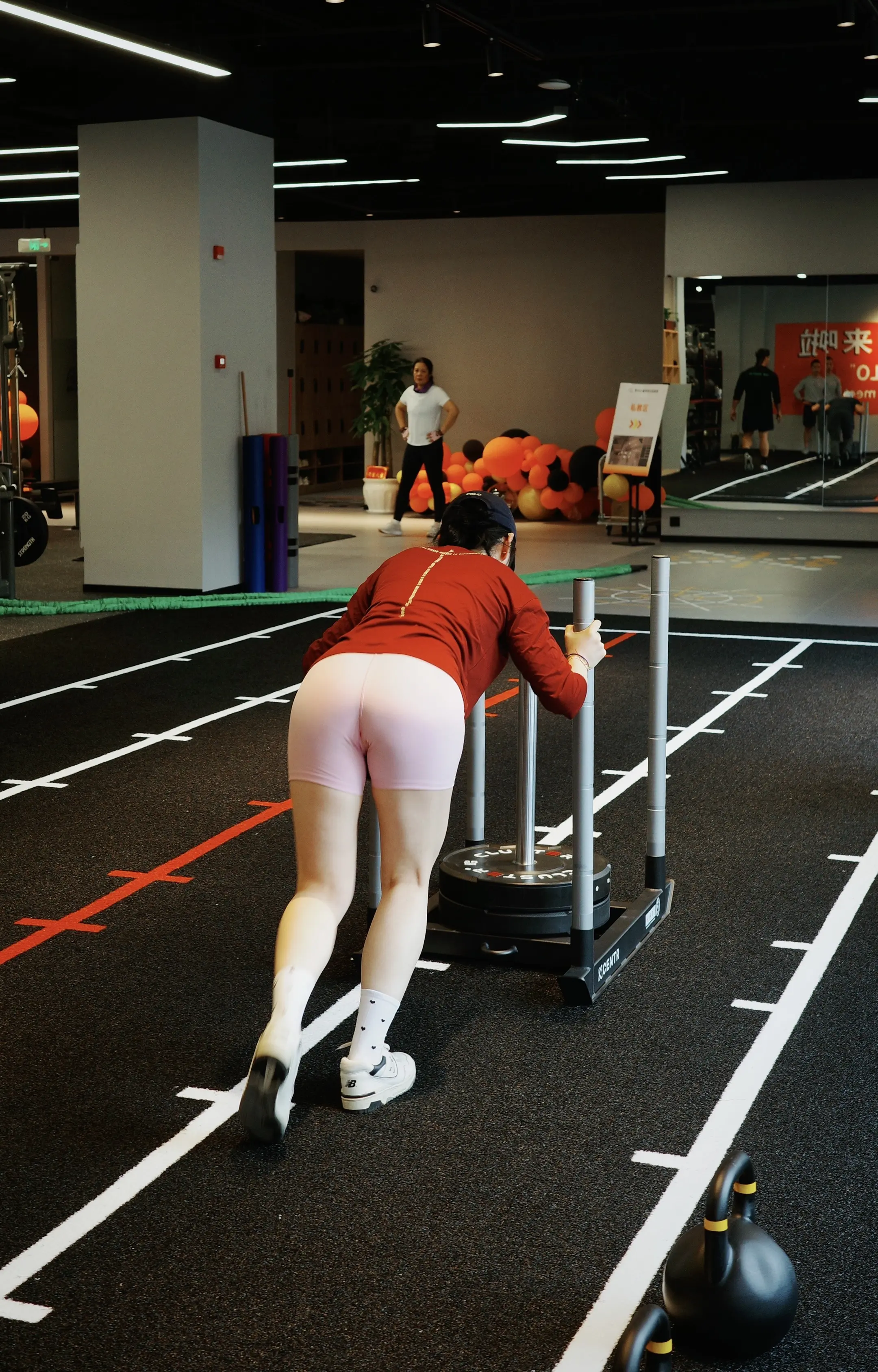Hyrox初体验。超级爆汗💦日，全程无组间休息，全身每一块肌肉都有练到，太爽了