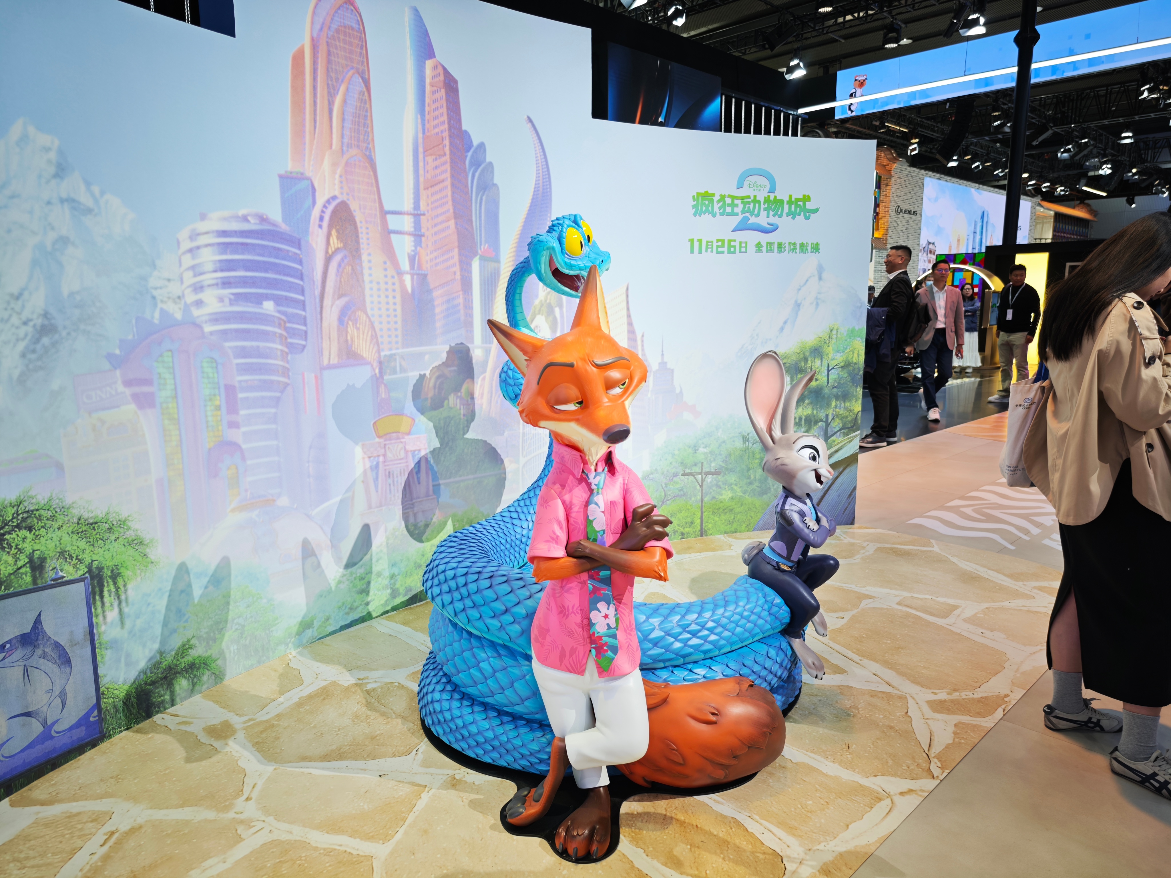 疯狂动物城2今晚争取早点下班！疯狂动物城1我超级喜欢迪斯尼这10年我心中最好的作