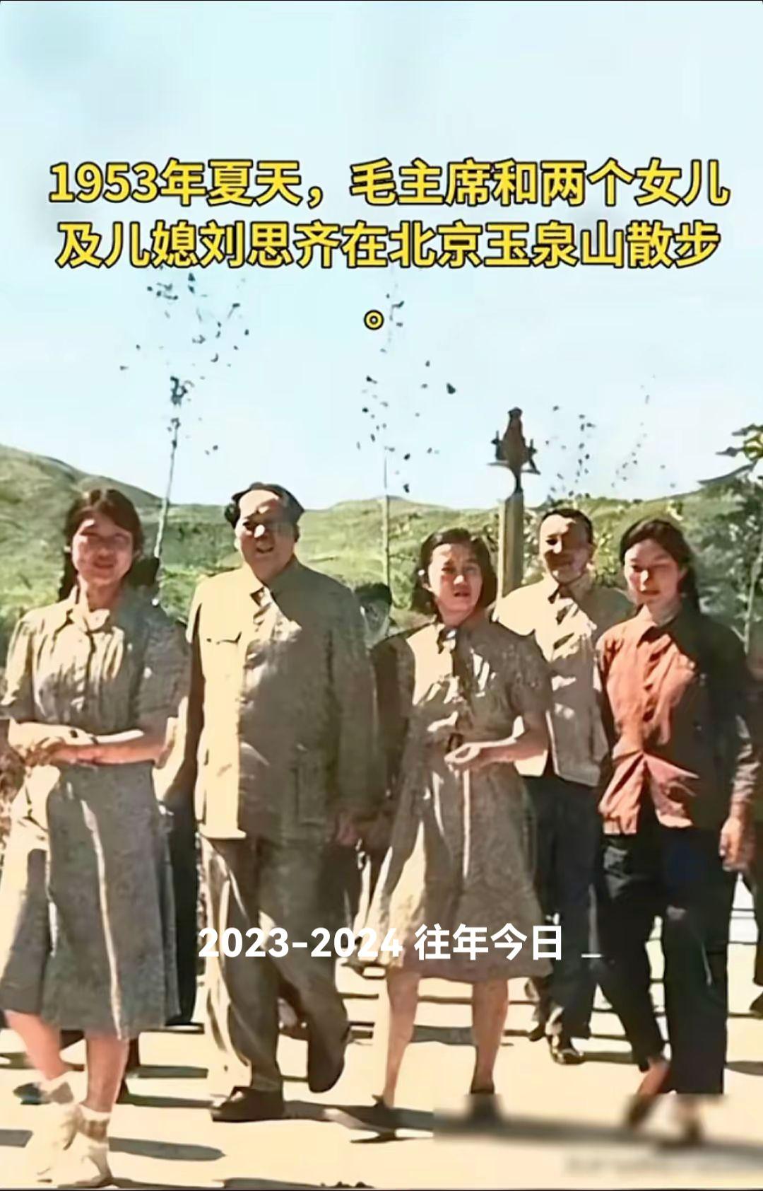 一代伟人永远活在人民心中