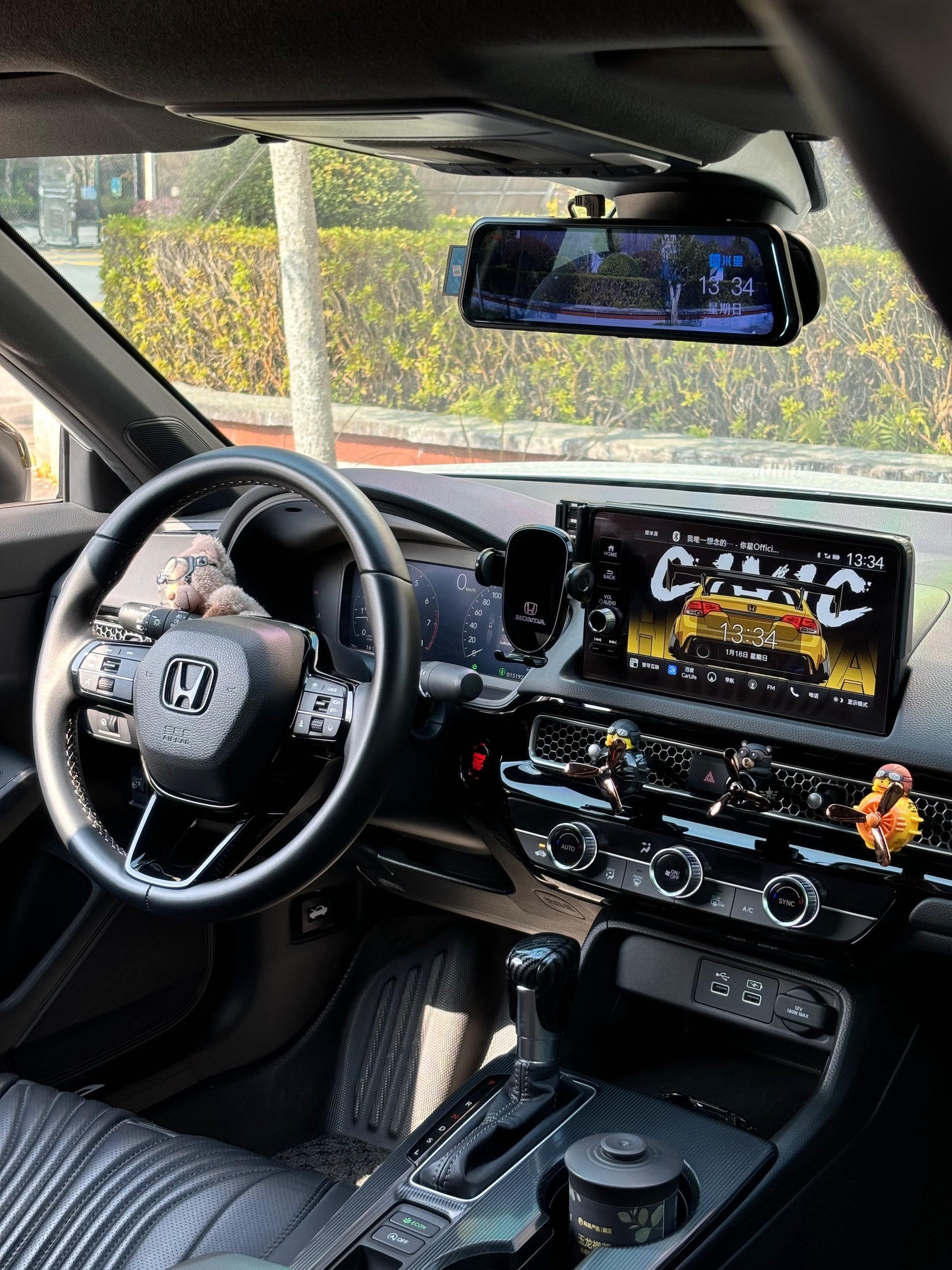 有人跟我一样吗？提车了朋友圈都没发，也没有鲜花和仪式。