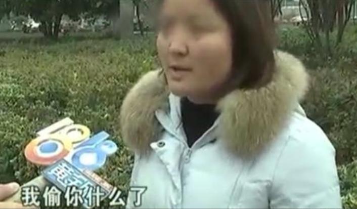 “拿着鸡毛当令箭！”浙江，女职工休息日前往就职的超市购买特价商品，付款后竟遭经理