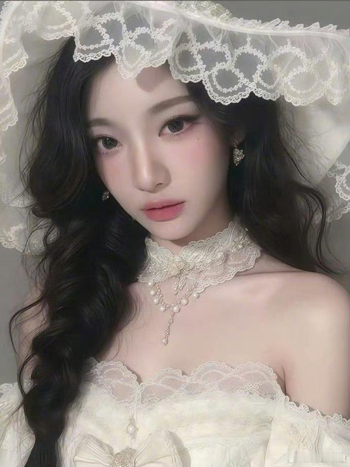 宁艺卓真的剪短发了，美神宁艺卓轻松驾驭！好美好鬼马