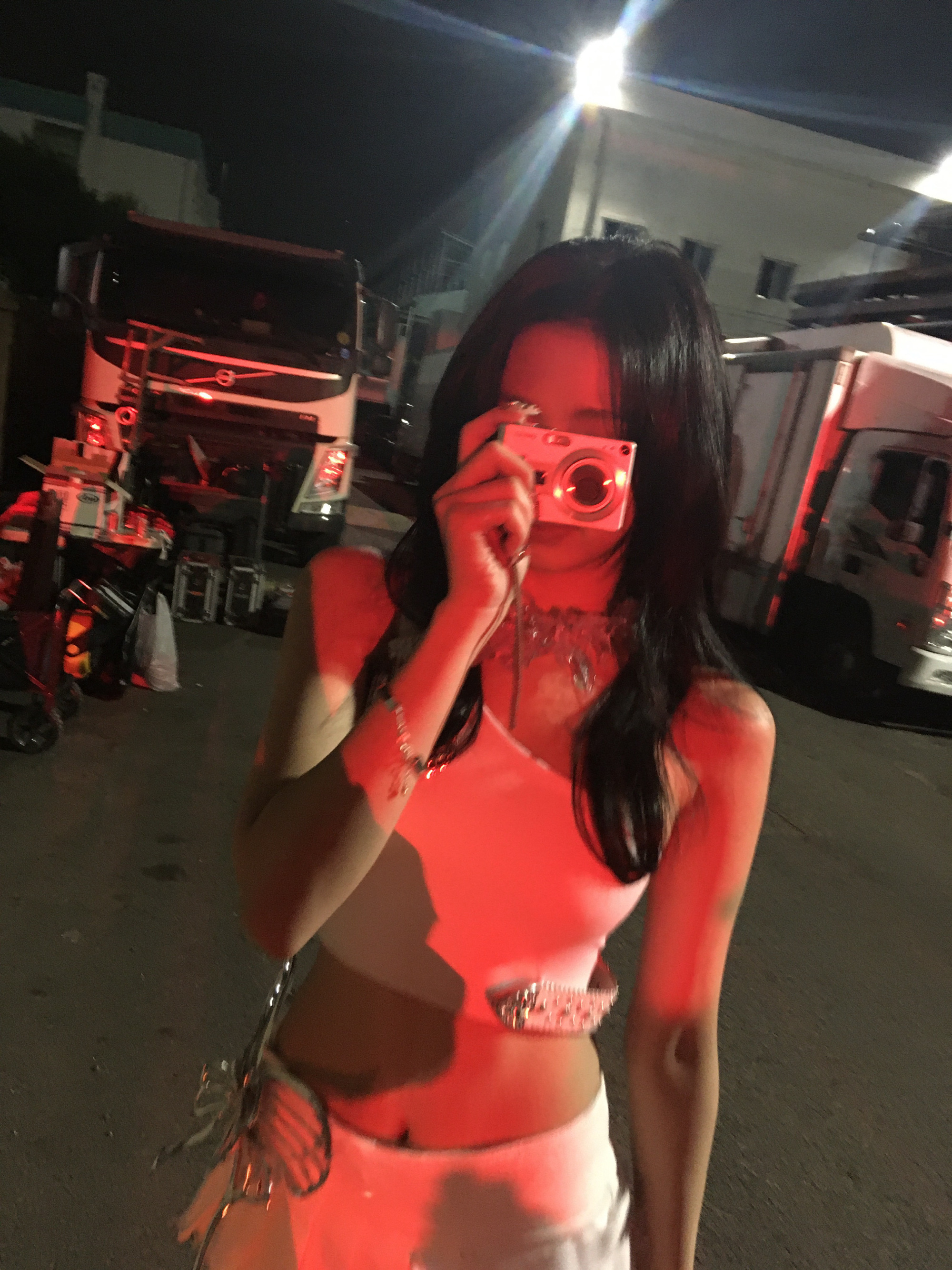 AHyeon郑雅譞六女一譞来运转 这个白衣好美吧😍 