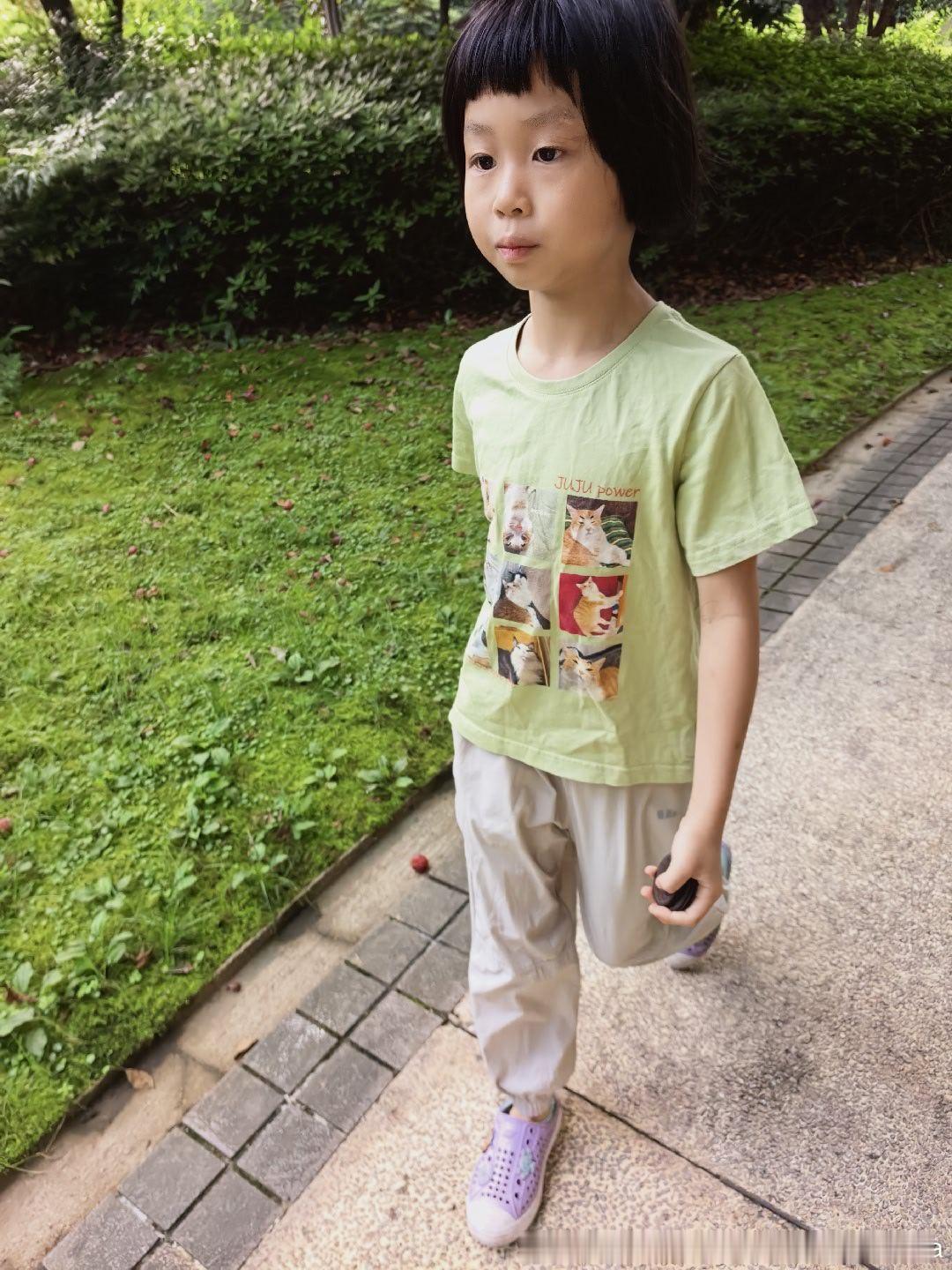 上学上学妮娜一家饭团团日常