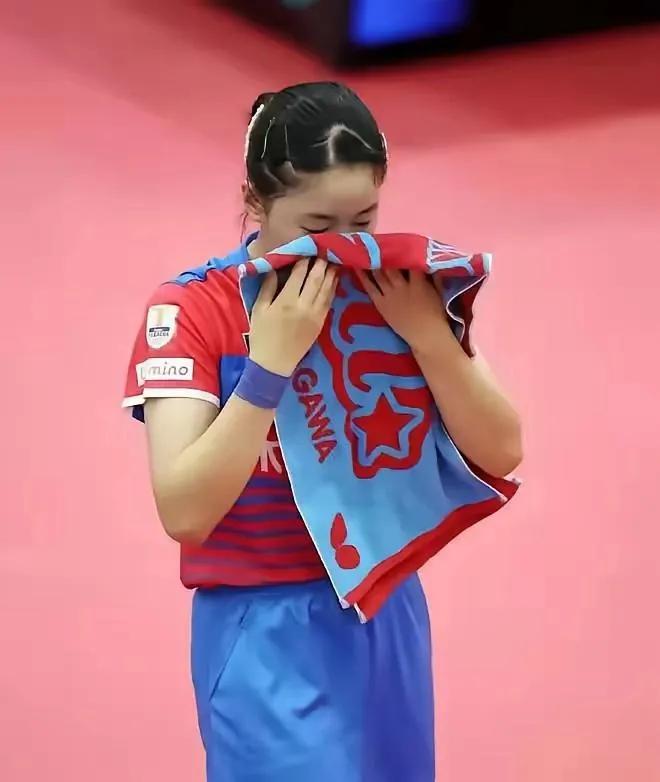 王艺迪终于一雪前耻，4：2的大比分胜了张本美和

王艺迪昨晚打张本美和还是作足了
