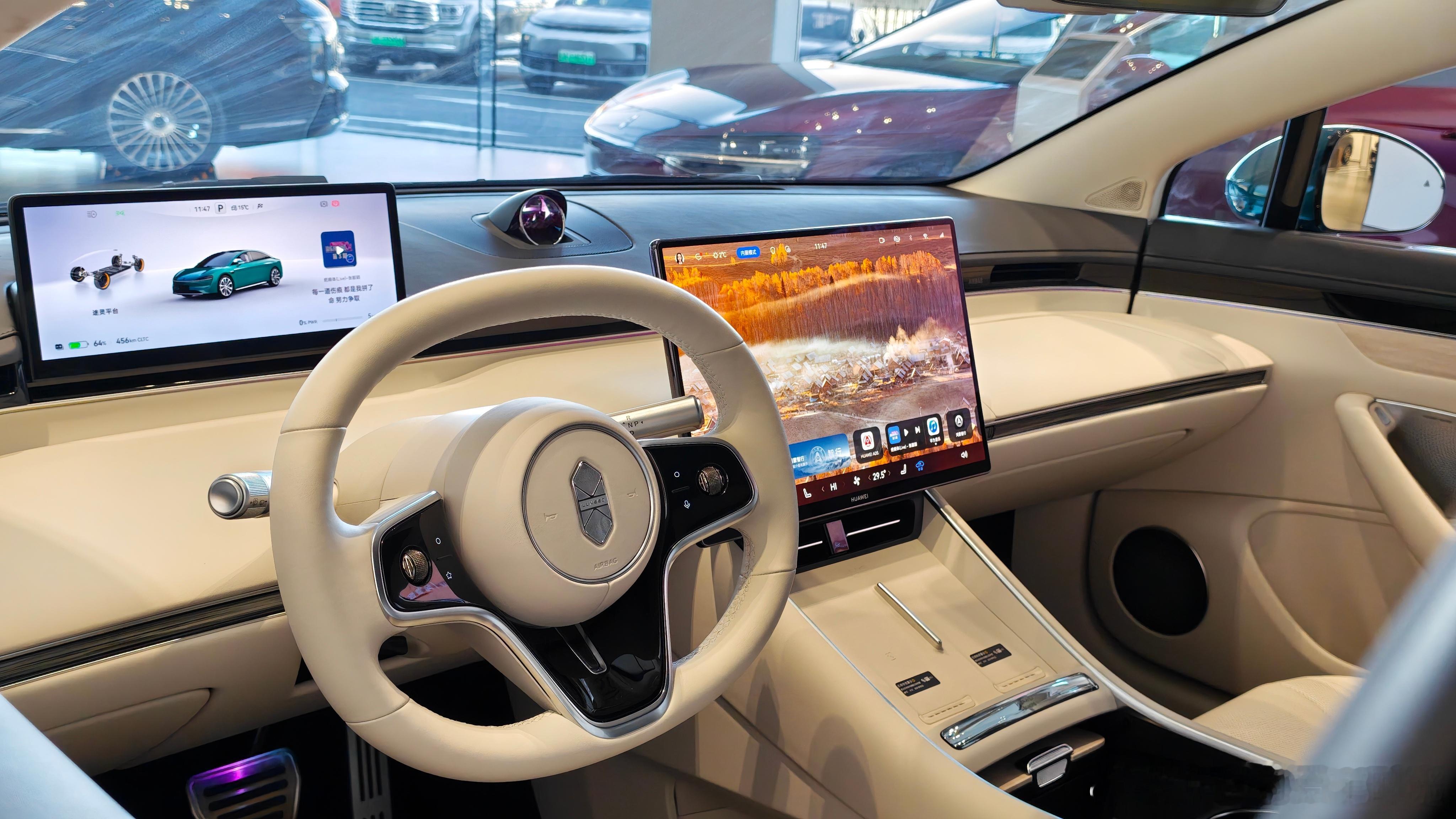 华为乾坤辅助驾驶大升级了，新增了几十个功能，同时即日起至3月2日，智界全系限时可