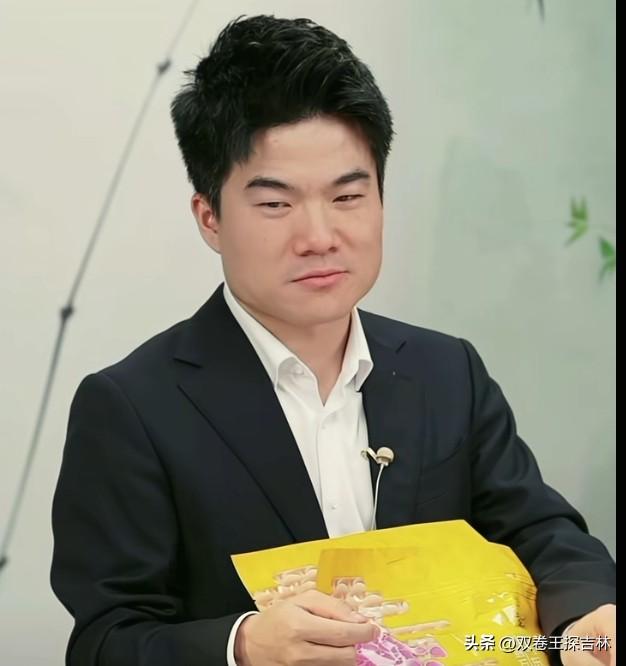 估计董宇辉以后会闪婚。
毕竟现在工作忙没有太多时间谈马拉松的爱情，而且成人的世界