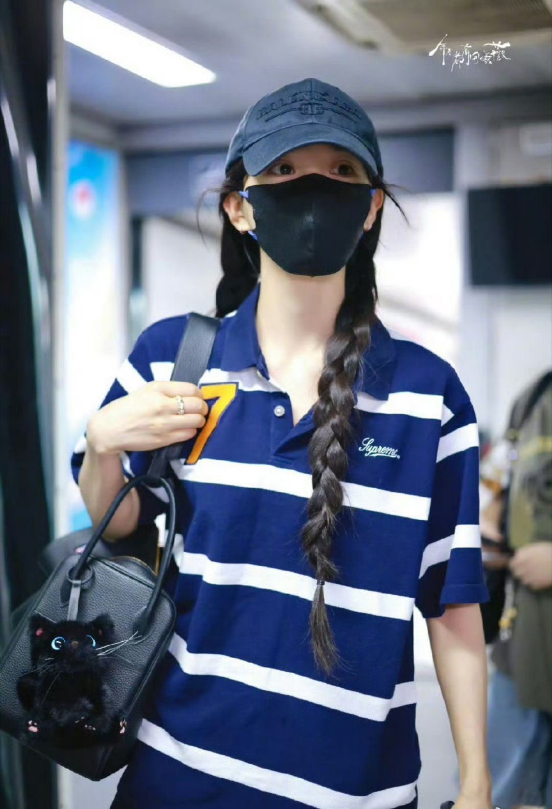 田曦薇天才女友出发进组田曦薇终于进组了，好久没看到小田的剧了，天才少女和田曦薇适