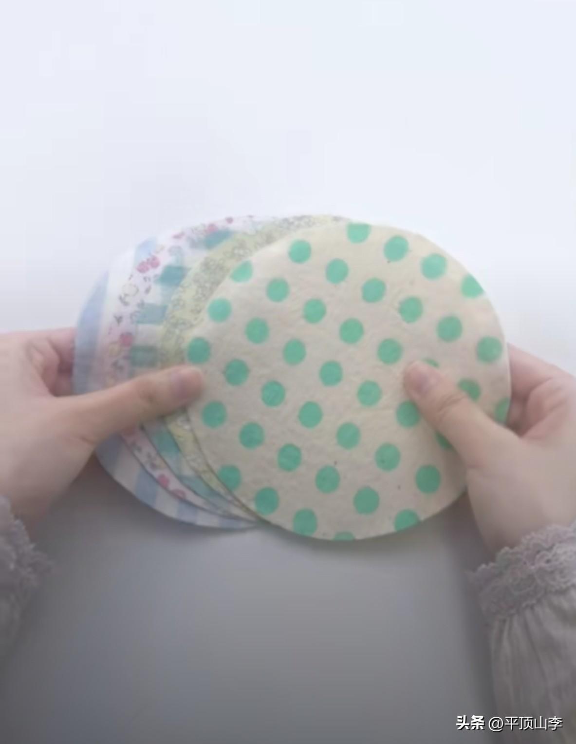 昨天下午闲来无事，窗外春光正好，我却不想出门，只想在家里捣鼓点什么。

前阵子迷