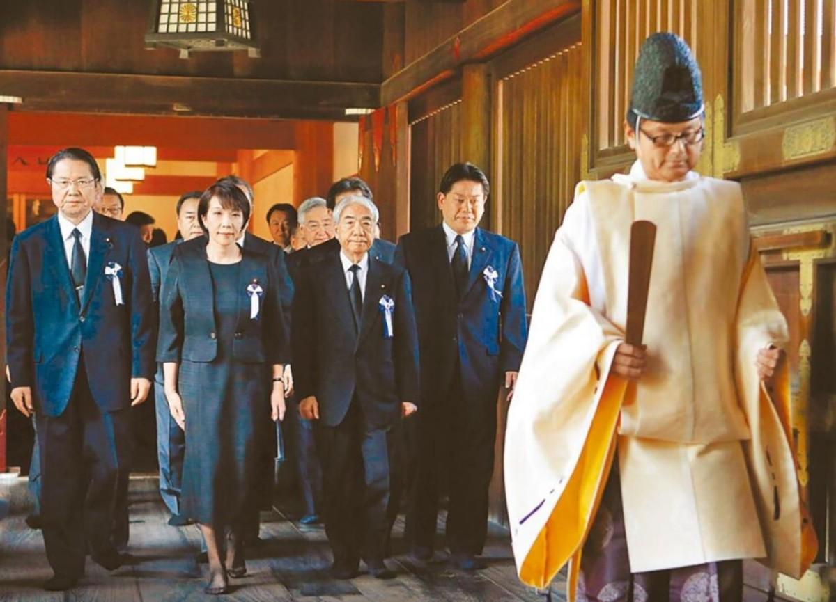 东京国会内外，一场针对高市早苗的政治清算正全面展开，在野党阵营在国会发起多轮质询