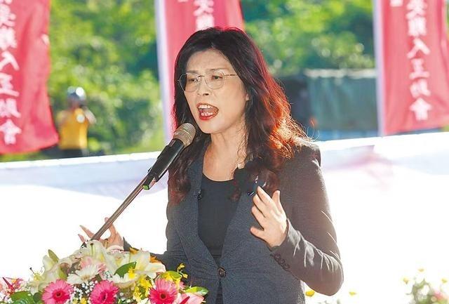 【郑丽文人事布局“老干新枝”，蓝民代：2026国民党大有可为】中国国民党主席郑丽