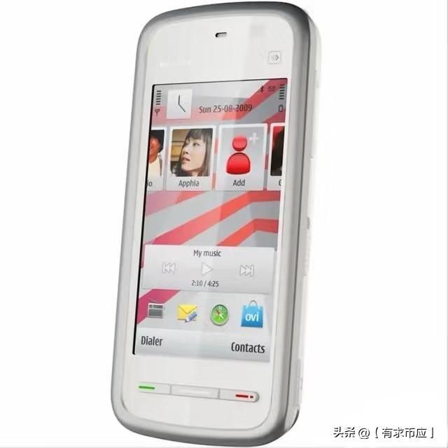 理性、高效，注重实际成本。他们深知换号意味着需要通知所有人、解绑无数账户、应对可