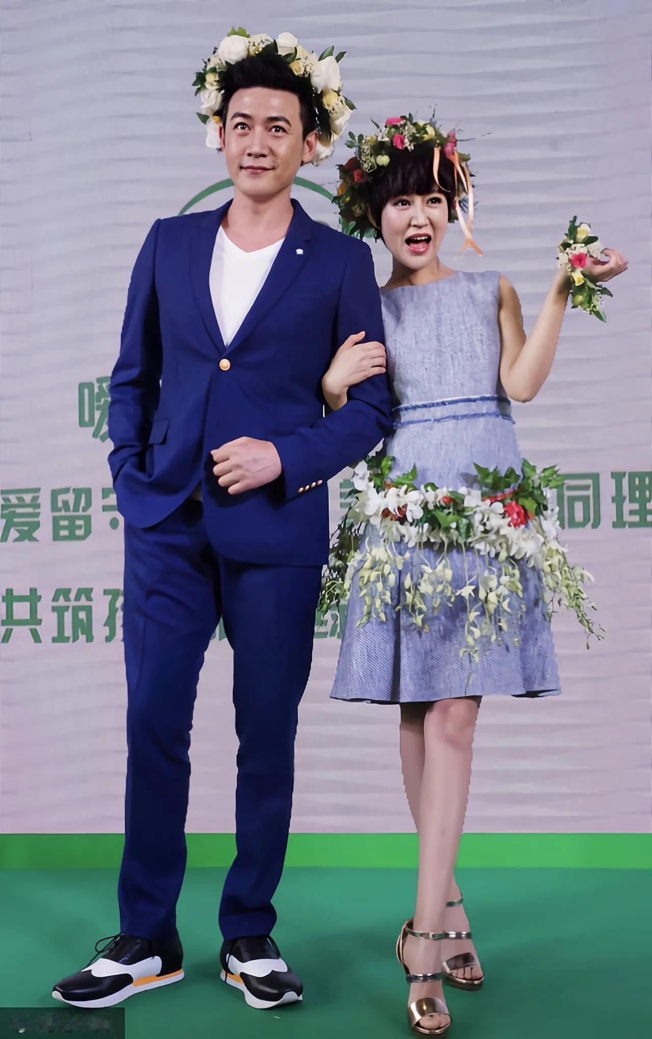 娱乐圈的模范夫妻
他们对对原配
他们对对真爱
他们对对甜蜜
他们对对幸福
你最看