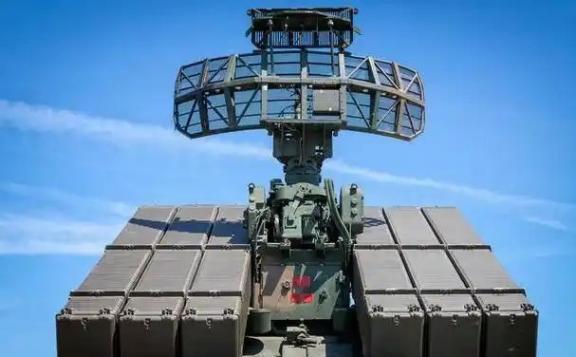 让美国坐立不安的，不是高超音速导弹，不是东风21、26这些超级反舰导弹，而是让美