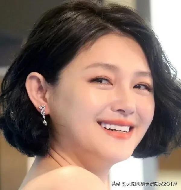 汪家的公子汪小菲，眼光愈发不行了。他曾经交往过的前女友张雨绮和前妻大S都是大明星