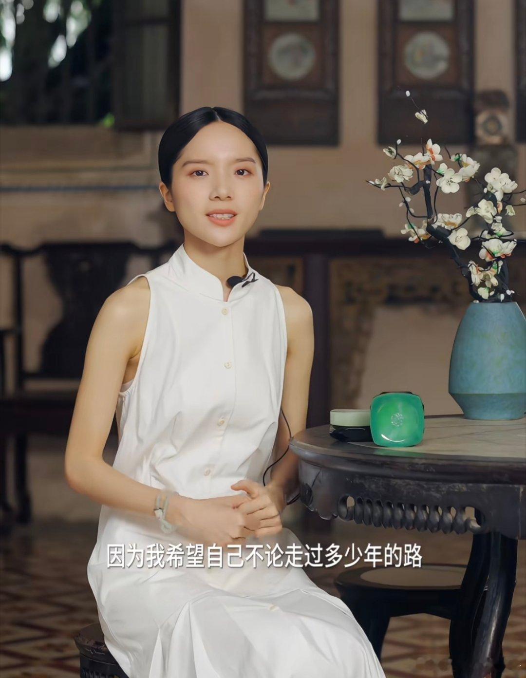 谁给李思潼做的造型啊😰 