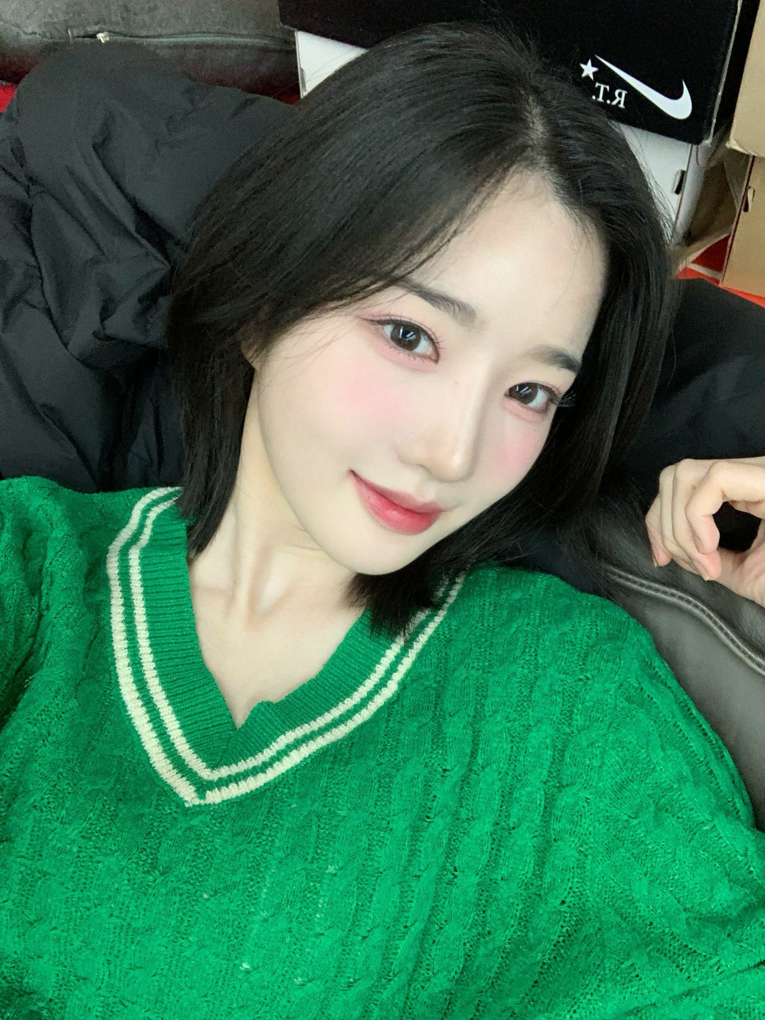 金琉然‎   听说还是高学历女爱豆 🌸 ​​​