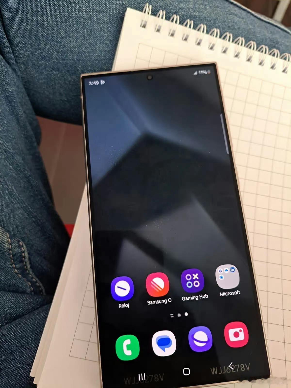 三星Galaxy S24 Ultra真机来了，接下来会看到越来越多直屏手机，曲面