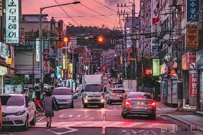 如果你不能飞，那就跑。
如果你不能跑，那就走，
如果你不能走，那就爬。

这是马