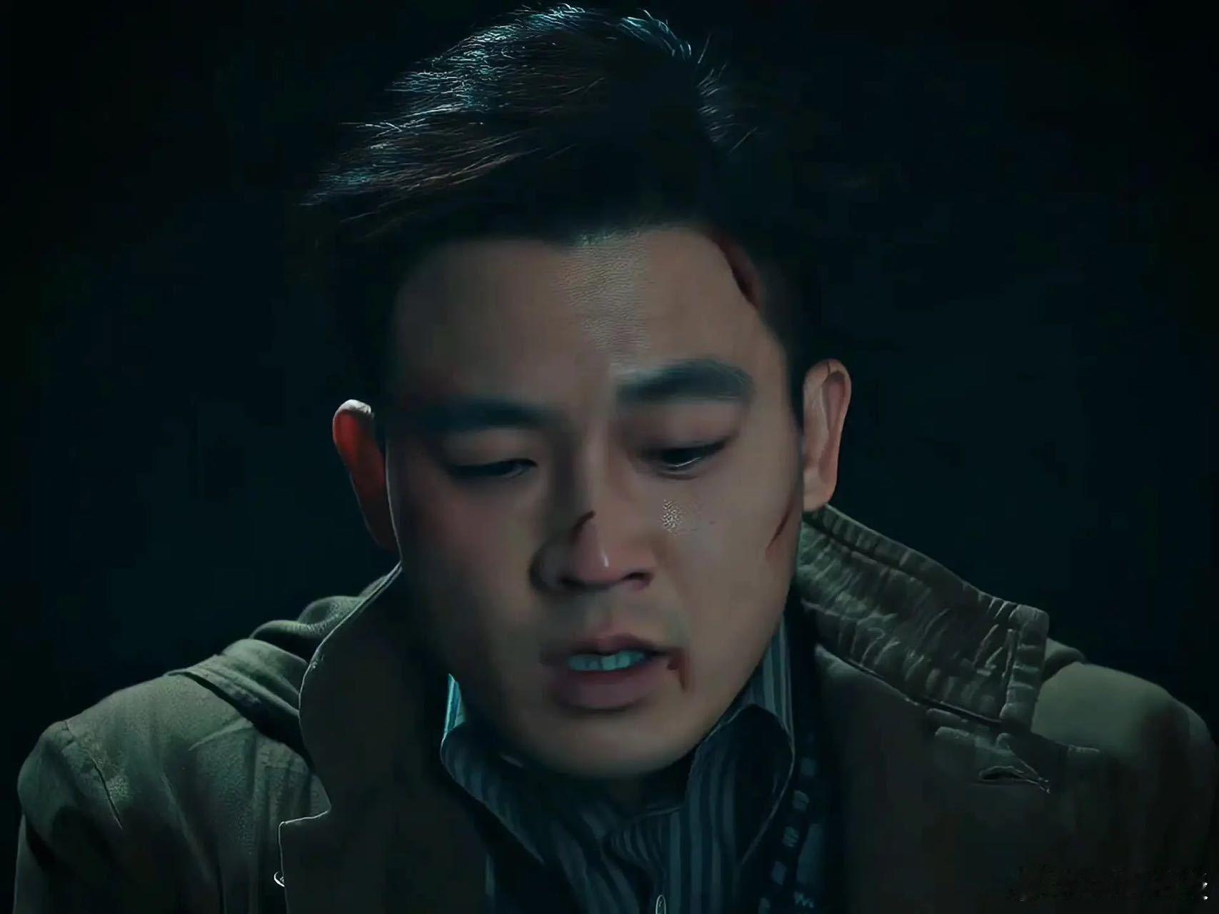 欧豪哭戏先流泪后哽咽 乱世背景下的小人物，一边要承受生离死别，一边还要坚守心中道