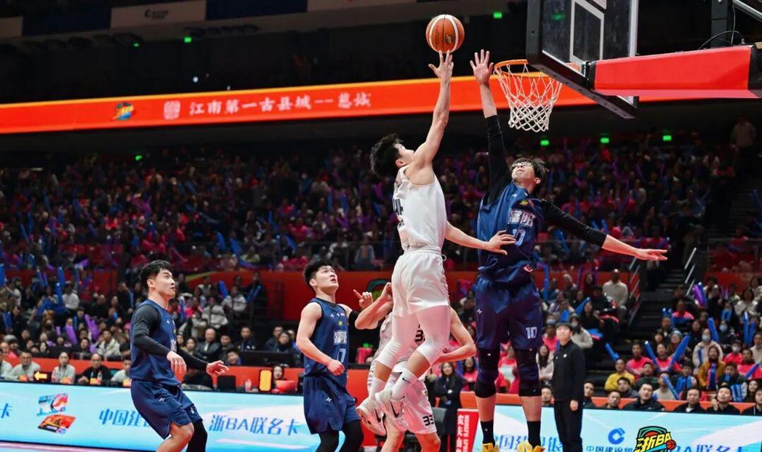 史诗对决，双方鏖战双加时，可惜，我一直最期待的数据还是没有出现！
宁波队都说是扮