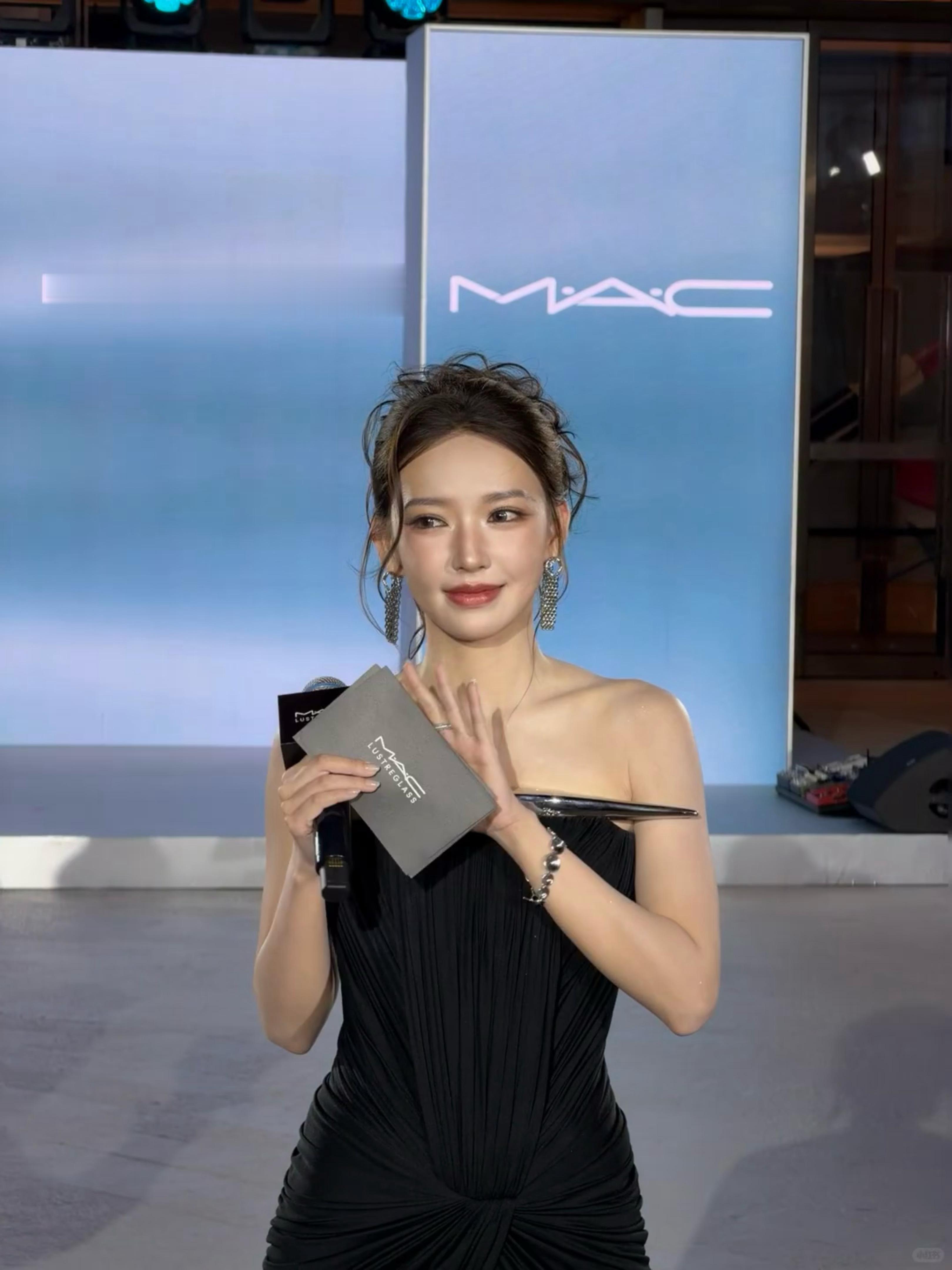 程潇  cxMAC品牌大使程潇 cx程潇coach眼镜品牌代言人 欧尼，你就是我