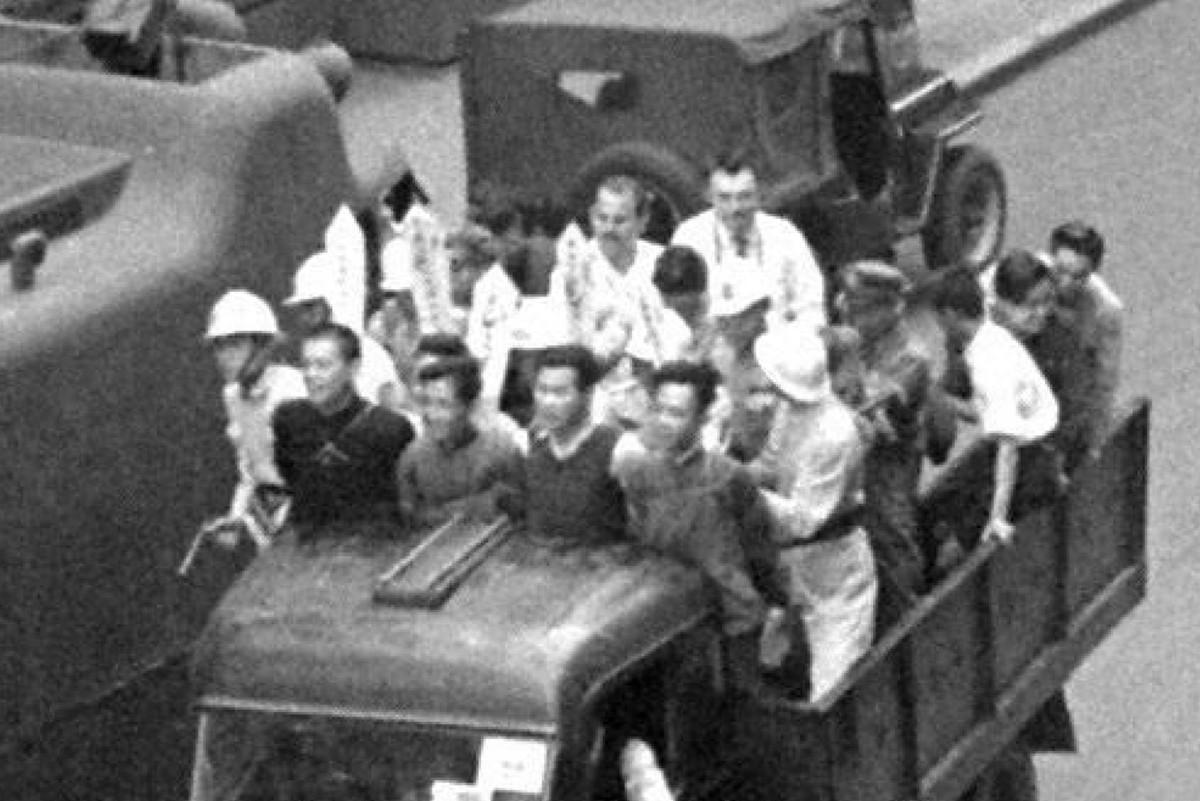 1949年上海五名被枪决囚犯为何在行刑前微笑，他们真实身份究竟是什么样的人？
1