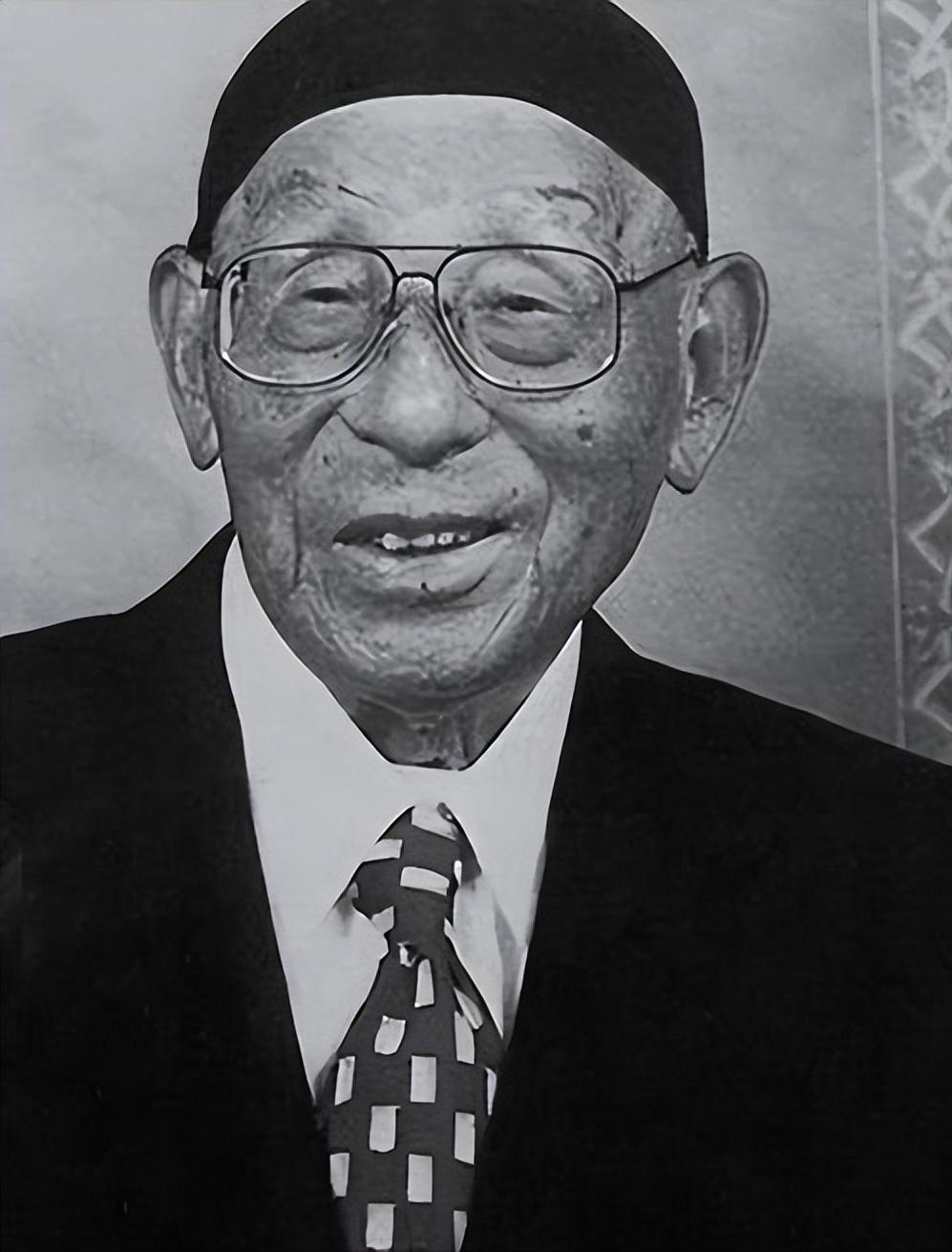 张学良晚年为何不回大陆？蒋士云说少帅上了国民党的当。其实1991年张学良在美国探