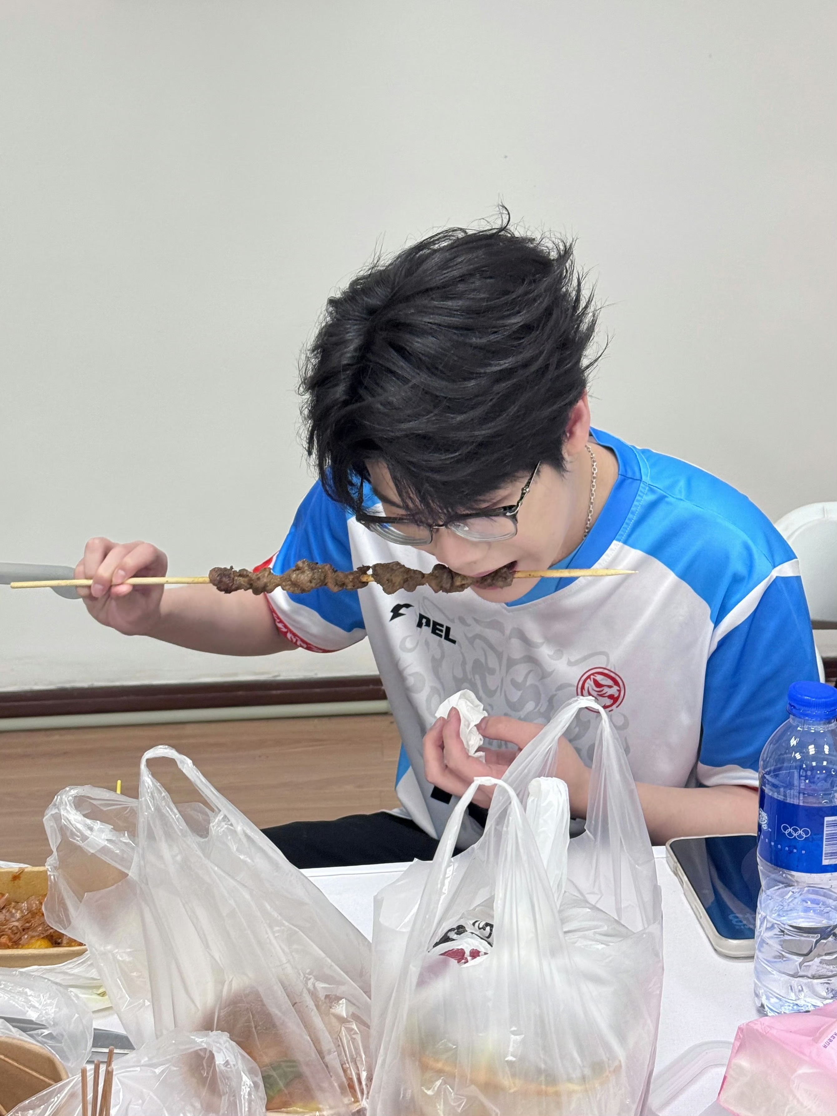这大肉串！比🕊️脸都大2026PEL夏季赛2026PEL