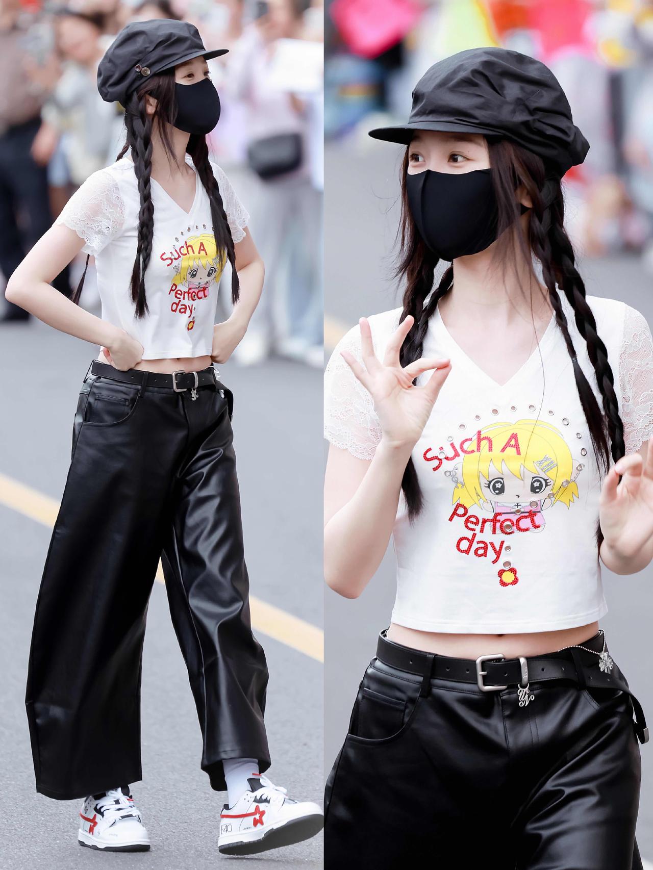 虞书欣街拍，这次很俏皮可爱！
双麻花辫搭配黑色贝雷帽少女感满满。白色卡通短款上衣