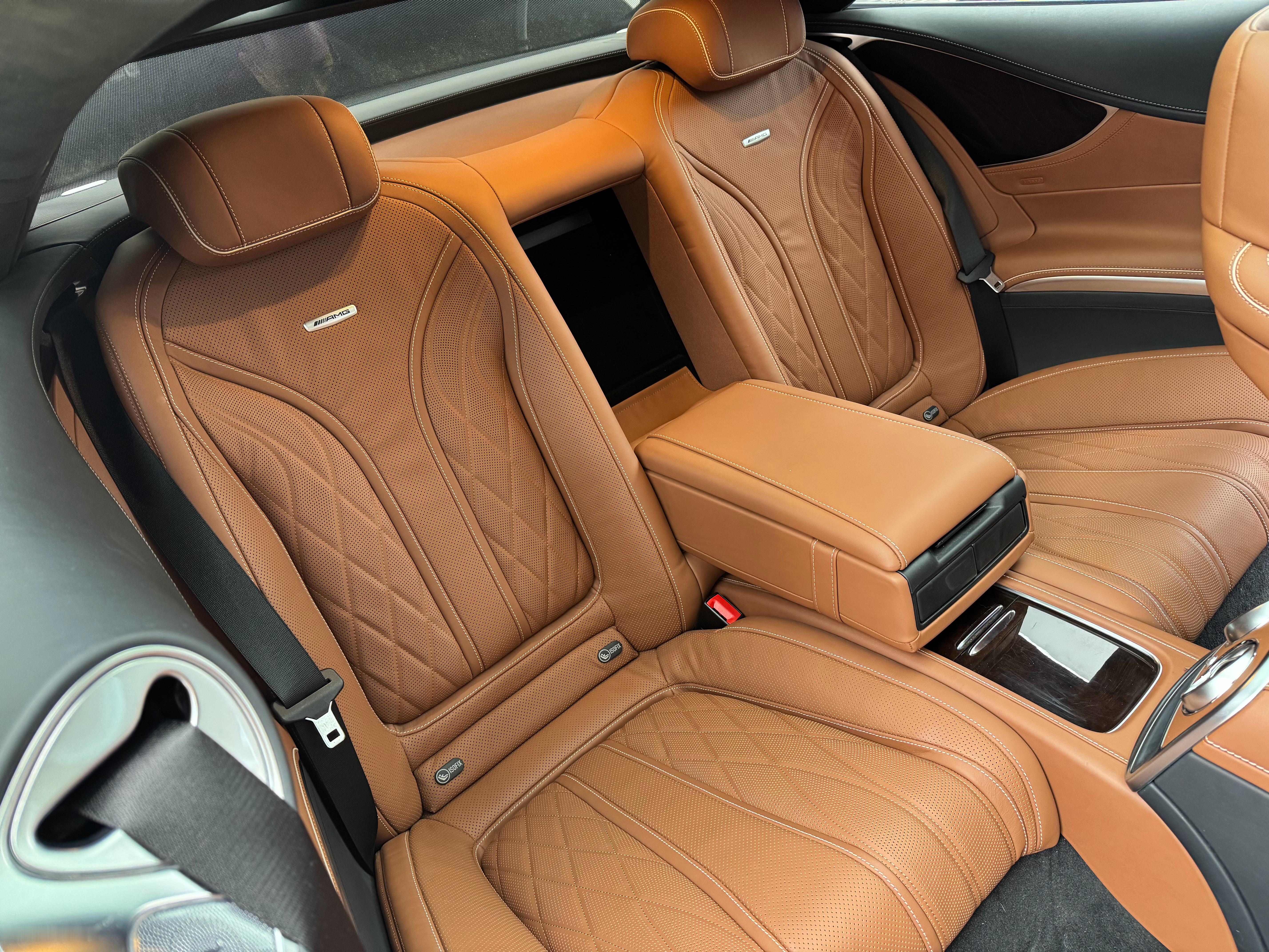 这一代S63 AMG  Coupe 真是帅无边际了！ 