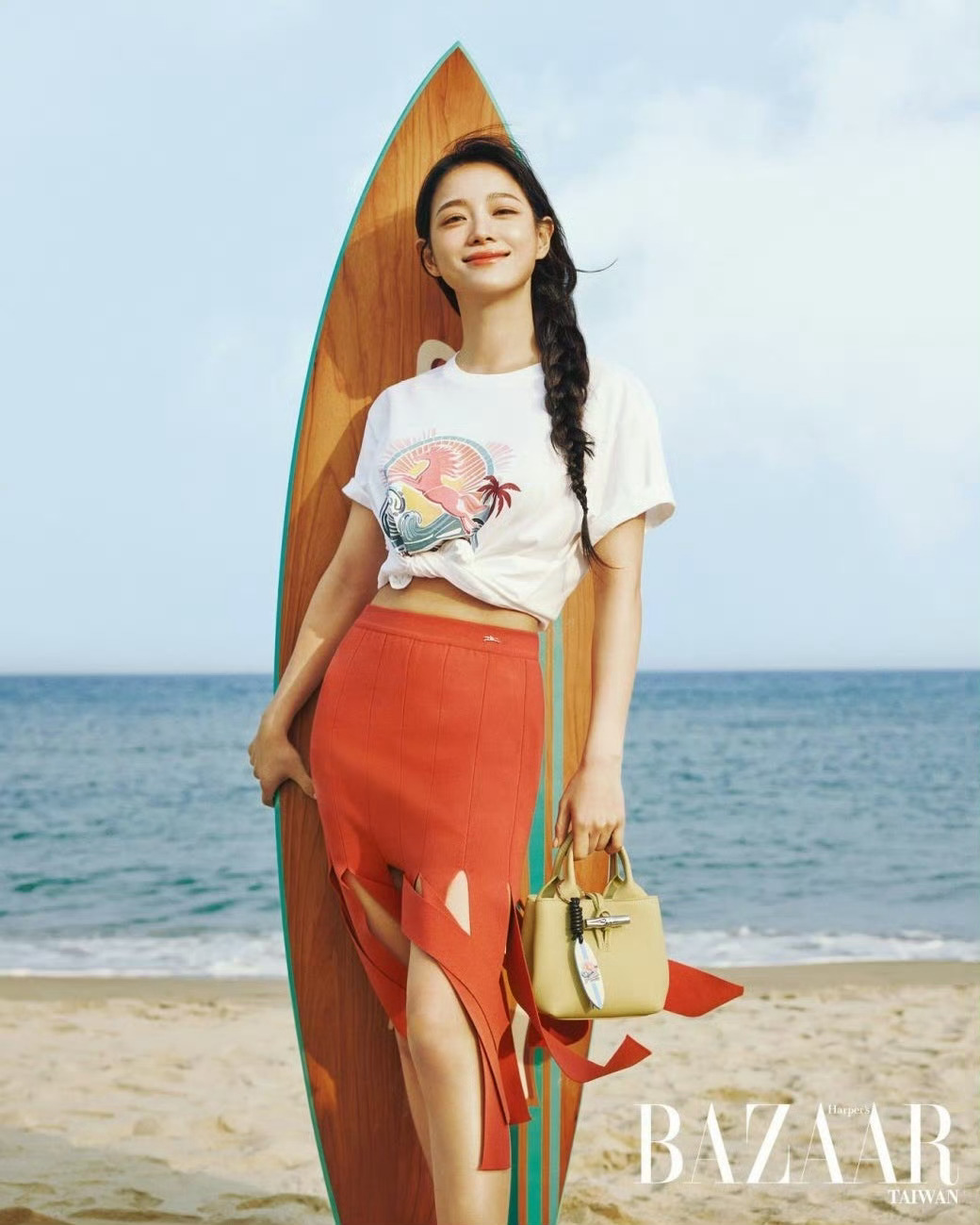 Harper’s Bazaar Taiwan April 2026 金世正代言品