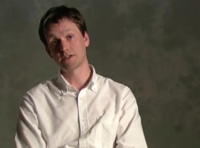 同时拥有七个丈夫是什么感觉？英国女子艾米丽·霍恩用16年时间给出了荒诞答案她在未