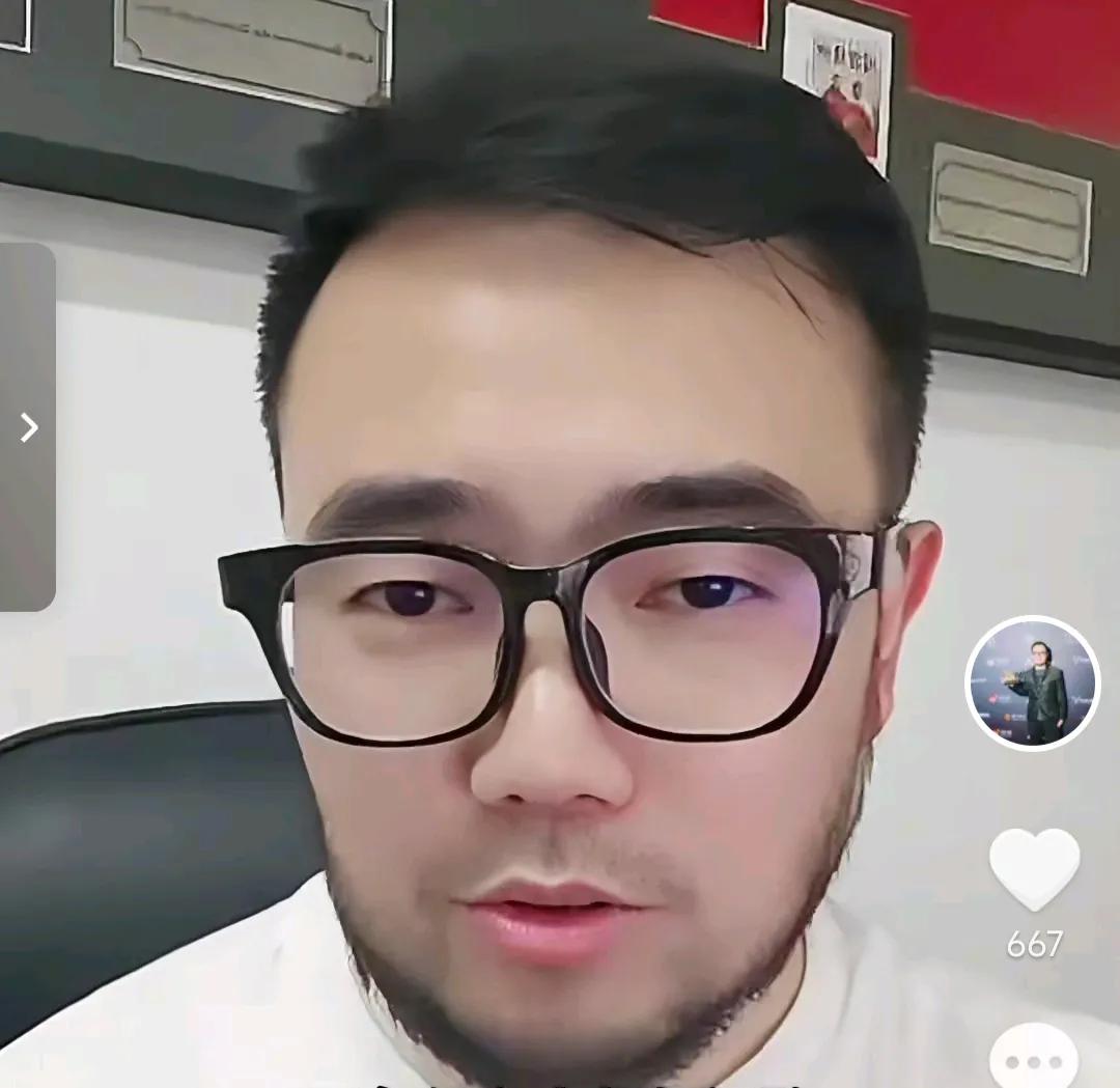 媒体人潘伟力透露，本赛季中超的两支降级热门球队已经出来了。
在结束完中超前三轮的