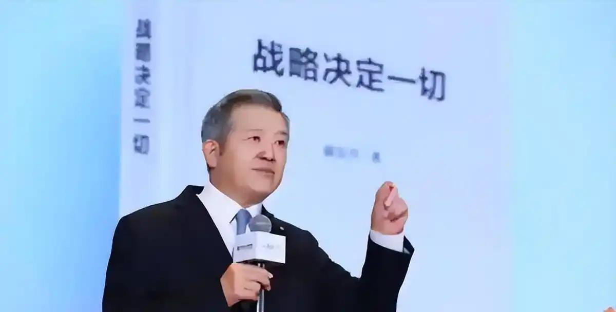 陈东升：35岁便开始下海创业，55岁迎娶孔东梅，65岁时个人财富已经高达550亿