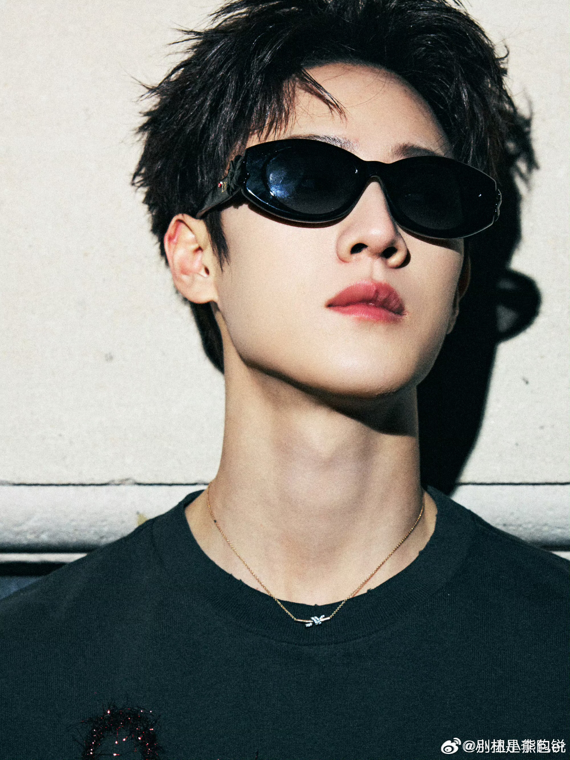 李昀锐发了24张邢武pro李昀锐多拍点这是真有市场被李昀锐邢武pro帅照狠狠惊艳